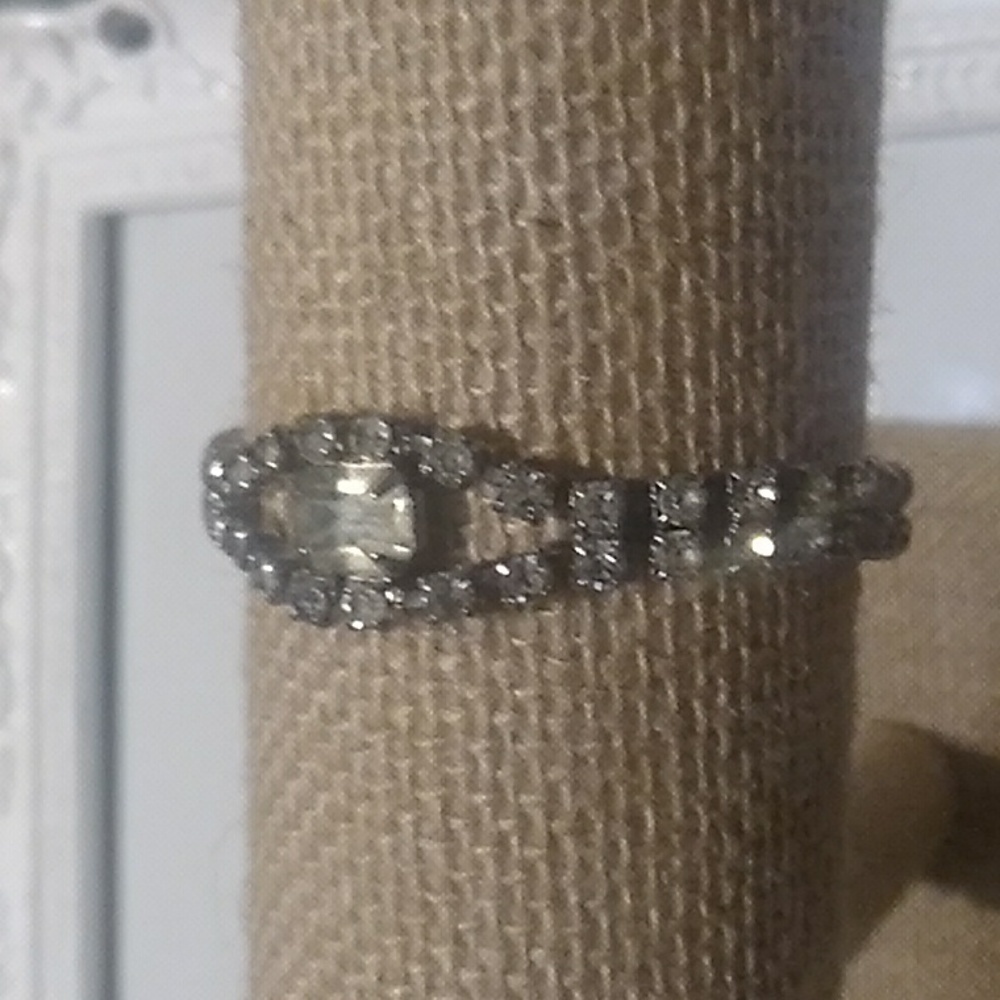 Rhinestone Bracelet Unique Setting